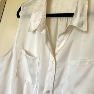 Vince Camuto XL white blouse